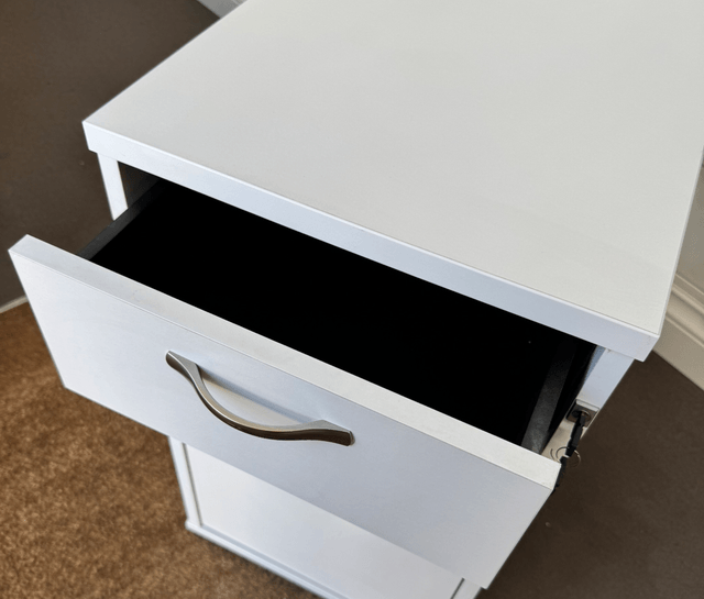 Small Modern Filing Cabinet With 2 Keys