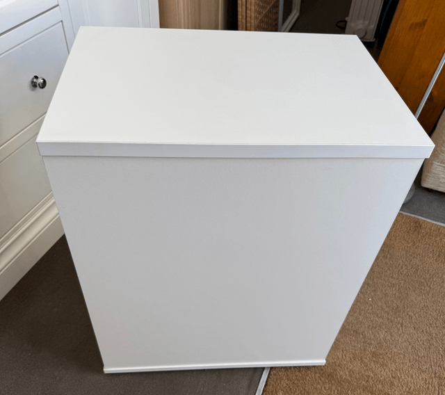 Small Modern Filing Cabinet With 2 Keys