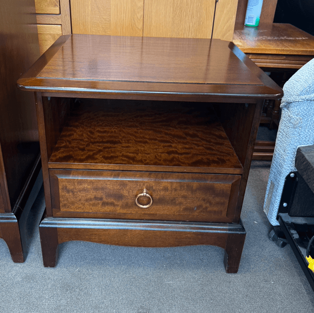 Stag Bedroom Set
