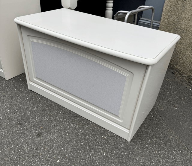 Large White Blanket Box