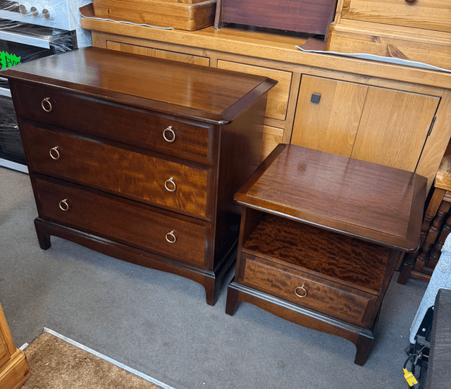 Stag Bedroom Set