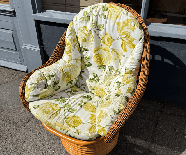 1970s Retro Wicker Swivel And Rocker Chair With Original Cushion